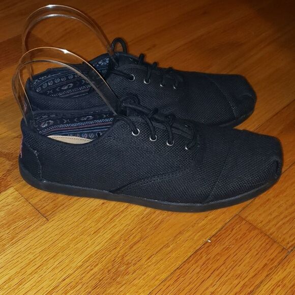 Bobs Black oxfords  - Picture 1 of 8
